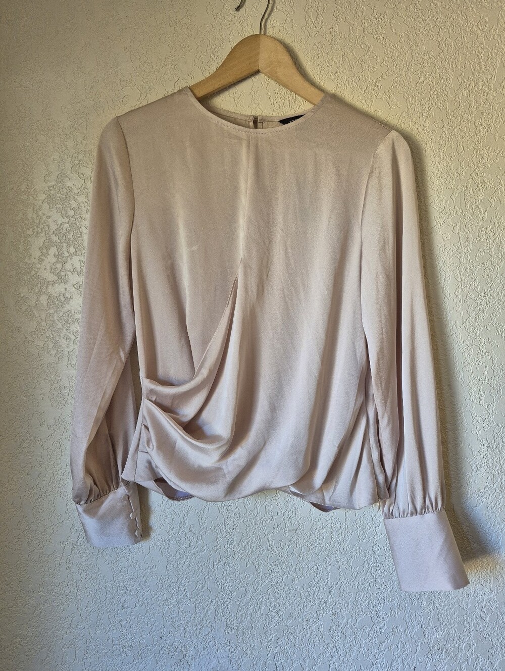 NWT EXPRESS Women's Satin Cream Blouse Size S